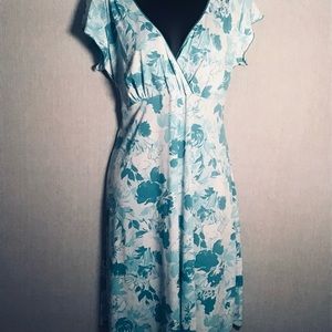 J.t.b. Cute light weight summer dress